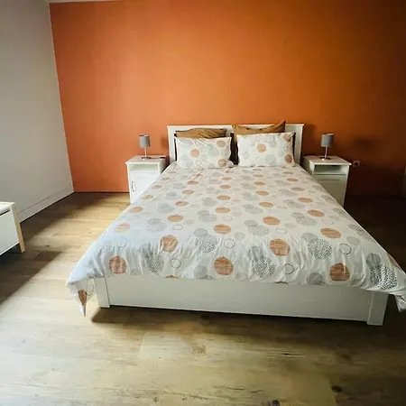Cosy Au Centre De Beauraing